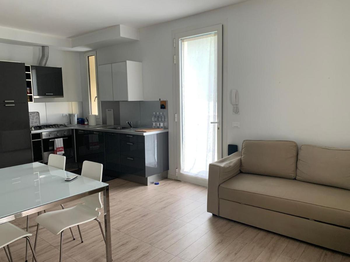 Pool House Apartment La Spezia Bagian luar foto