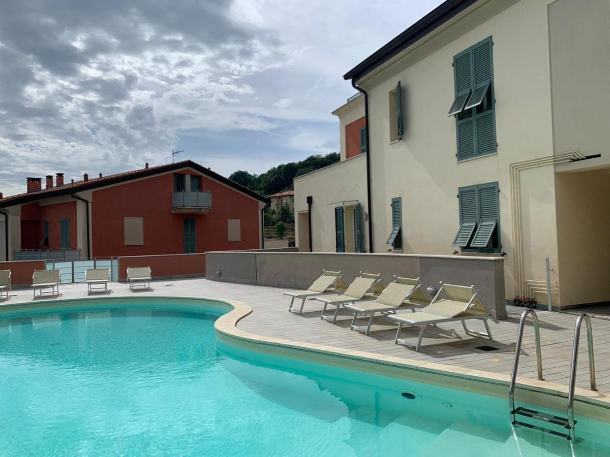 Pool House Apartment La Spezia Bagian luar foto