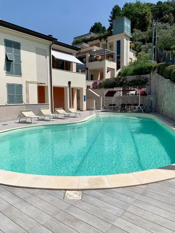 Pool House Apartment La Spezia Bagian luar foto